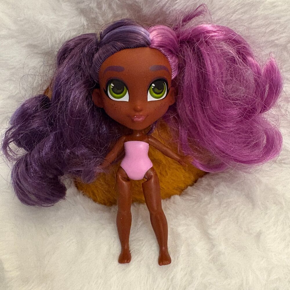 Hairdorables Kampin Kali Purple and Pink Hair Doll